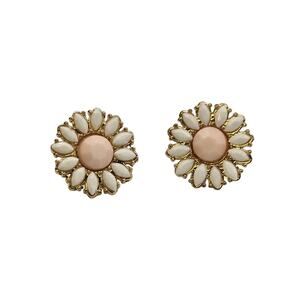Daisy Flower Stud Earrings White Petals Pink Center Gold Tone Womens Jewelry